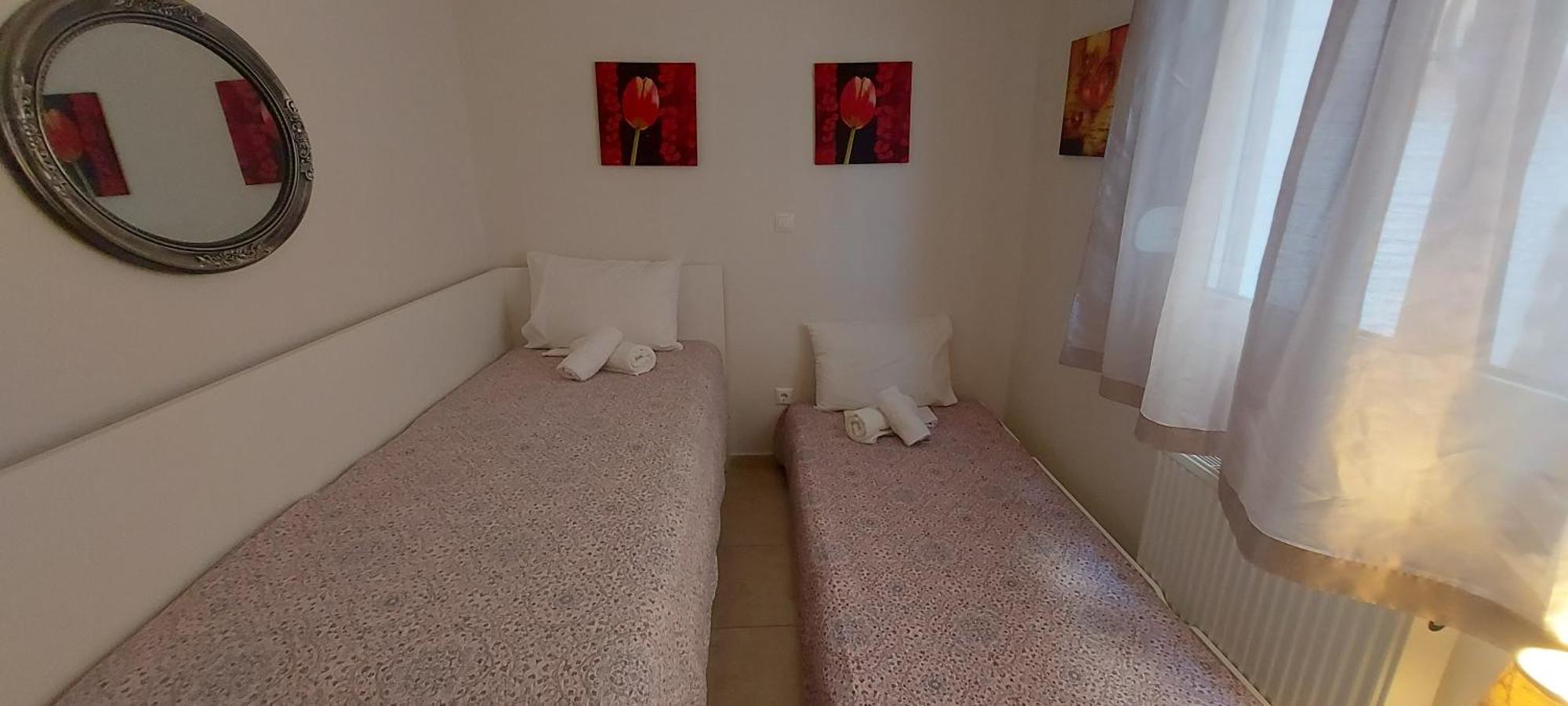 Dimitra's House Apartment
